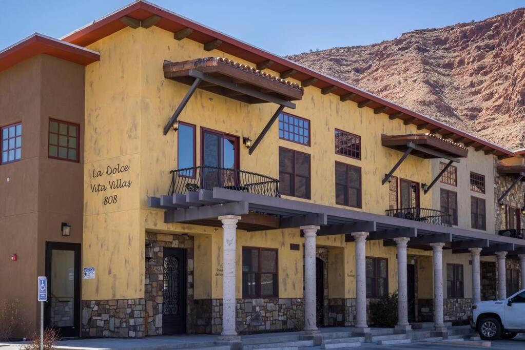 Luxury Downtown Rental - La Dolce Vita Villa #4 Moab Extérieur photo